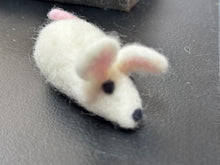 Class - Needle felted mouse
