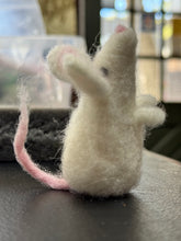 Class - Needle felted mouse