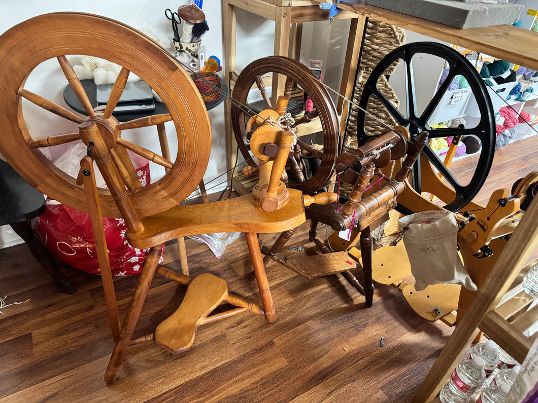 CLASS - Spinning: getting a consistent yarn with your spinning wheel