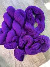 Pretty Twisted Yarns BFL